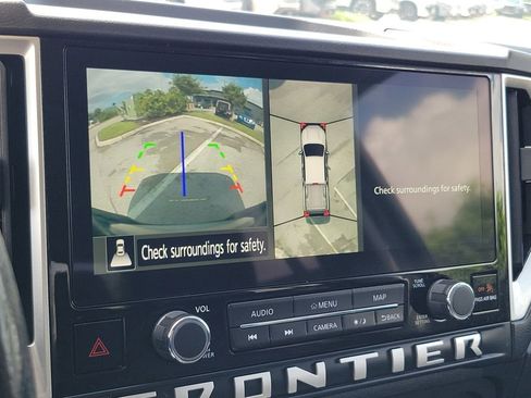 Certified 2025 Nissan Frontier SL AWD/4WD image 32