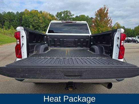 Used 2025 Chevrolet Silverado 2500 LT w/ Convenience Package AWD/4WD image 5