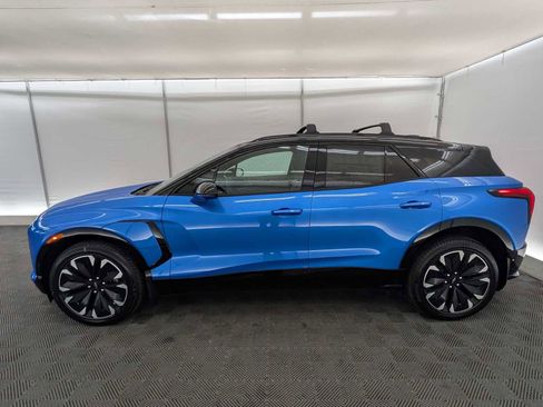 New 2026 Chevrolet Blazer EV RS image 3