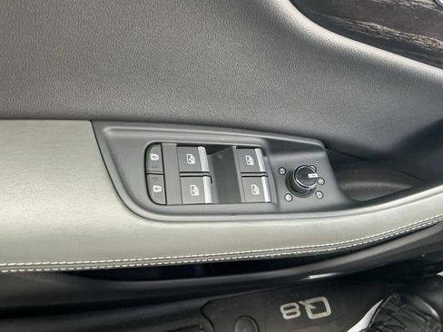 Used 2022 Audi Q8 Prestige AWD/4WD image 26