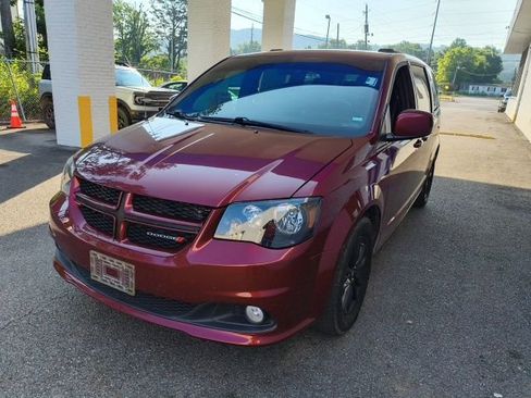 Used 2019 Dodge Grand Caravan GT FWD image 4