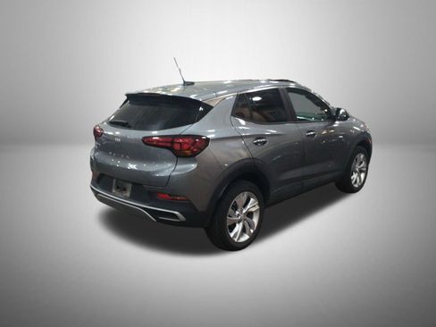 Used 2024 Buick Encore GX Preferred AWD/4WD image 3