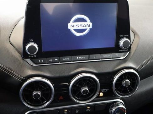 Used 2022 Nissan Sentra SV image 19