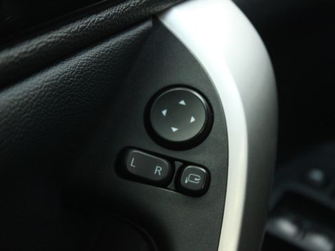 Used 2024 Mitsubishi Eclipse Cross SEL AWD/4WD image 29