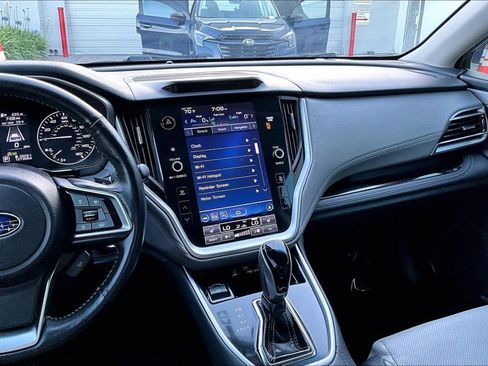 Used 2022 Subaru Outback Limited AWD/4WD image 9
