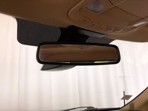 Used 2015 Ford F150 Lariat w/ Equipment Group 502A Luxury AWD/4WD image 17