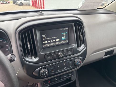 Used 2018 GMC Canyon 2WD Crew Cab w/ Convenience Package image 16