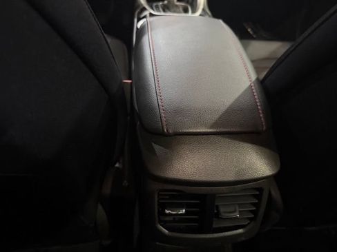 Used 2015 Ford Fusion SE w/ Equipment Group 201A FWD image 28