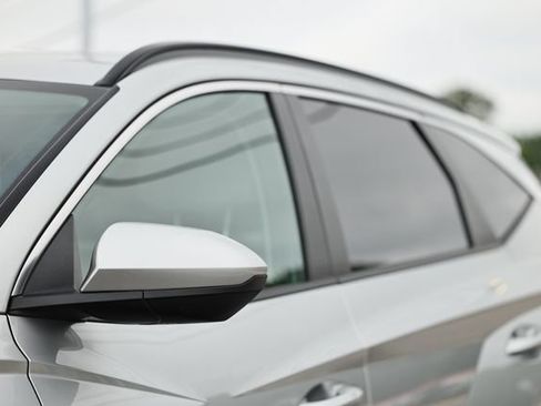 Used 2025 Hyundai Tucson SEL AWD/4WD image 3