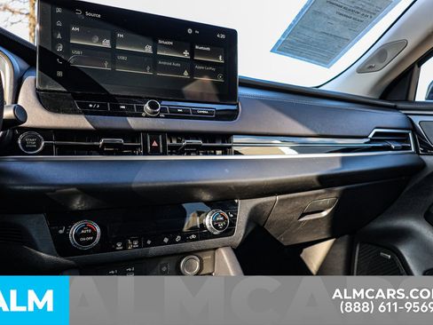 Used 2025 Mitsubishi Outlander SE image 35