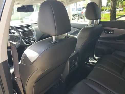 Used 2024 Nissan Murano SV FWD image 12