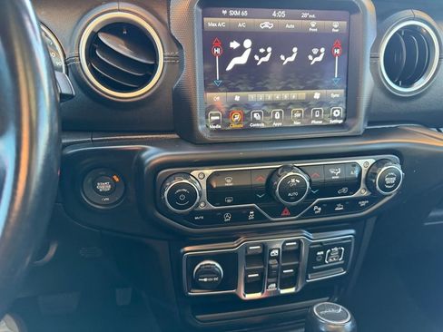 Used 2021 Jeep Gladiator Overland w/ Popular Equipment Package image 17