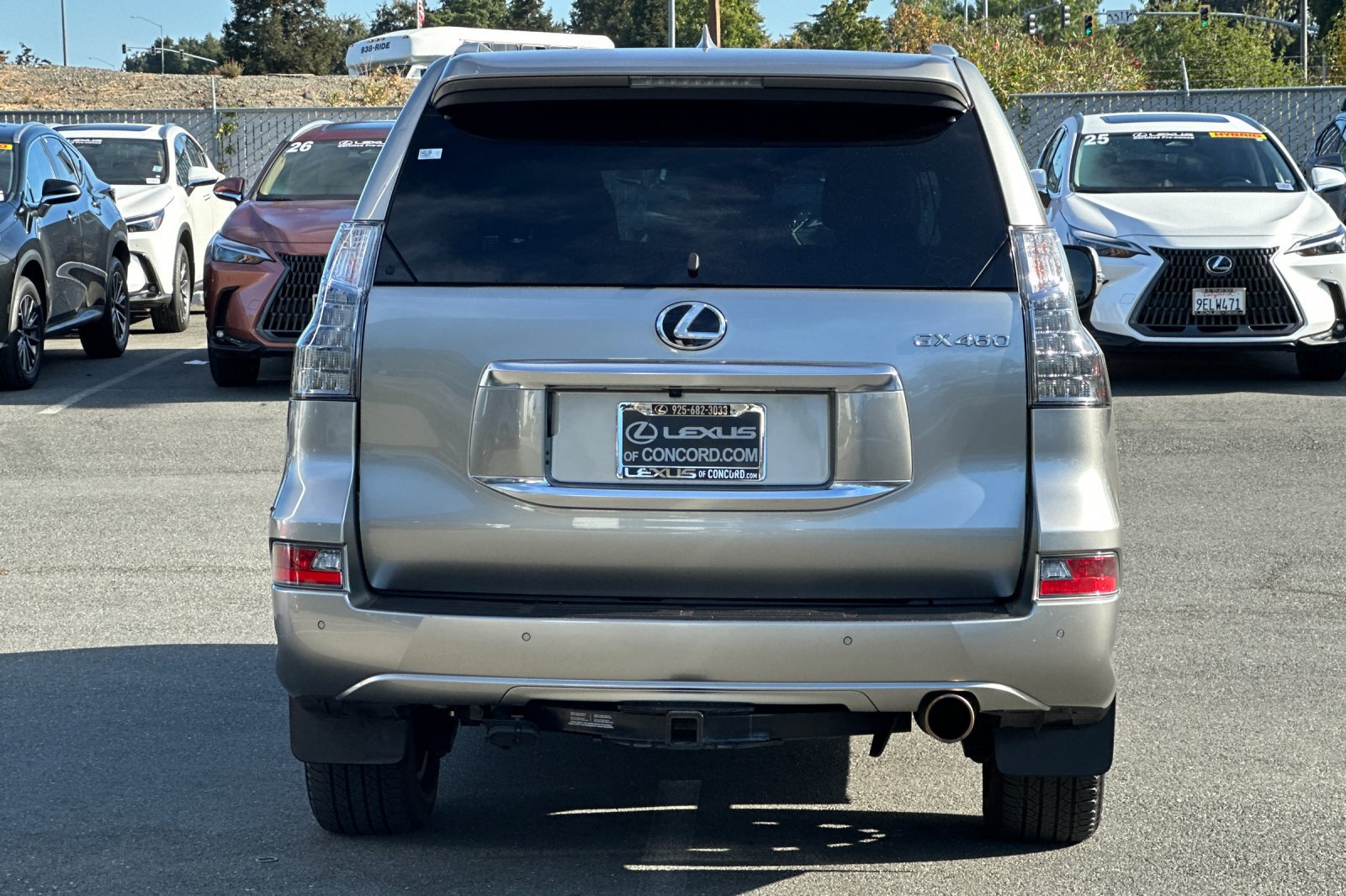 Certified 2023 Lexus GX 460 Premium w/ Premium Package AWD/4WD image 5