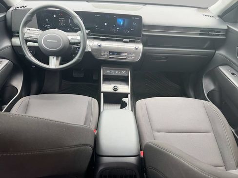 Used 2024 Hyundai Kona SEL w/ Convenience Package FWD image 9