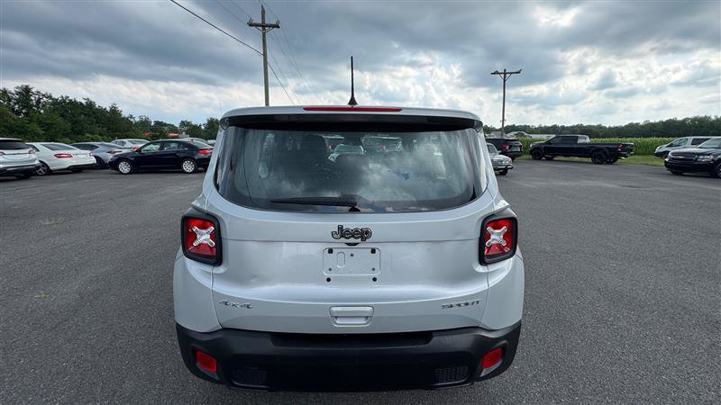 Used 2021 Jeep Renegade Sport AWD/4WD image 15
