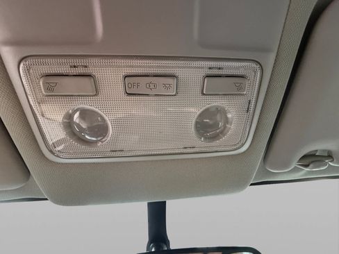 Used 2014 Toyota RAV4 LE FWD image 12