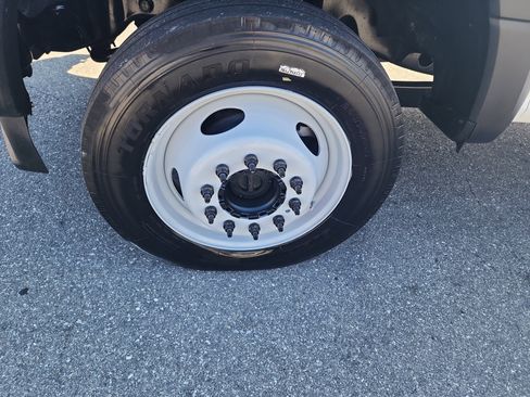 Used 2021 Ford F450 XL image 10