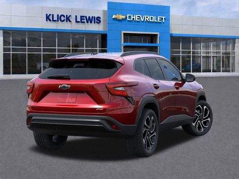 New 2026 Chevrolet Trax RS w/ Driver Confidence Package FWD image 4