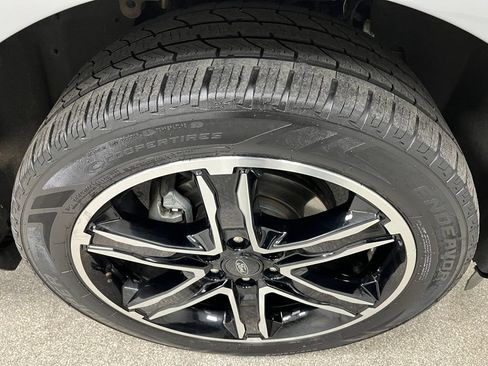 Used 2020 Ford Expedition Limited w/ Special Edition Package AWD/4WD image 18