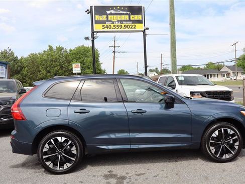 Used 2026 Volvo XC60 B5 Plus image 4