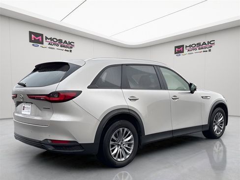 Used 2025 MAZDA CX-90 3.3 Turbo w/ Preferred Package image 7