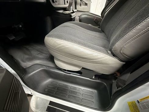 Used 2024 GMC Savana 2500 w/ Driver Convenience Package RWD image 22