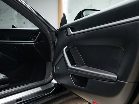 Used 2020 Porsche 911 Carrera 4S image 18