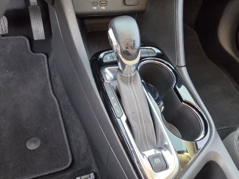 Used 2024 Buick Encore GX Sport Touring AWD/4WD image 31
