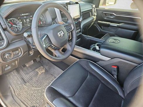 Used 2025 RAM 1500 Laramie AWD/4WD image 11
