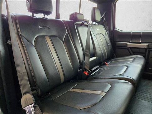 Used 2018 Ford F150 Platinum w/ Equipment Group 701A Luxury AWD/4WD image 21