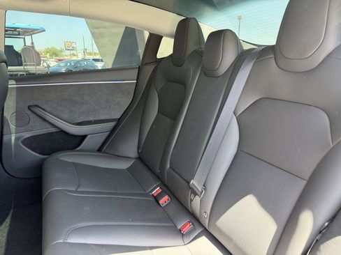 Used 2025 Tesla Model 3 AWD/4WD image 40