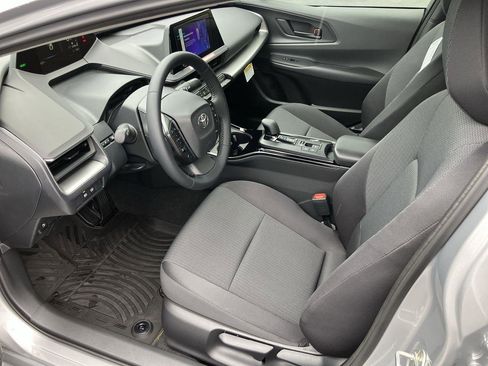 New 2026 Toyota Prius LE FWD image 9