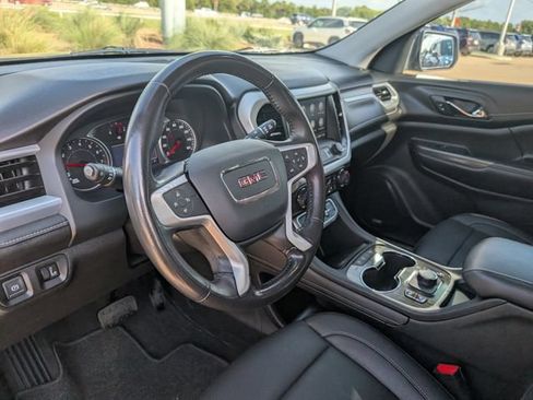 Used 2020 GMC Acadia SLT w/ Premium Package FWD image 9