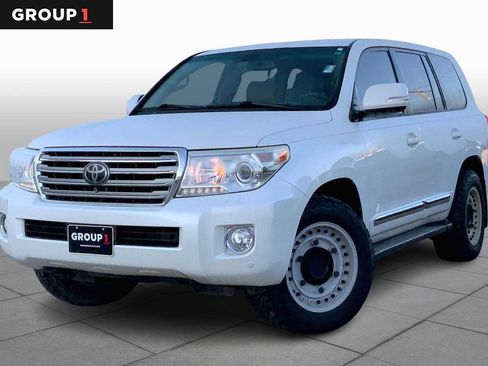 Used 2015 Toyota Land Cruiser image 1