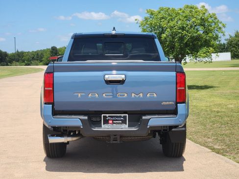 Used 2026 Toyota Tacoma Limited AWD/4WD image 8