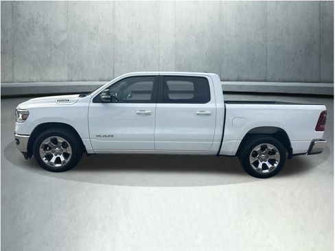 Used 2022 RAM 1500 Big Horn AWD/4WD image 2