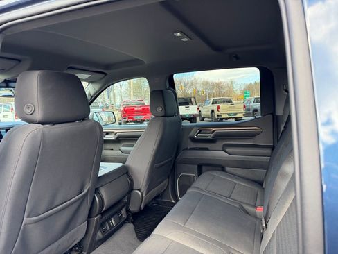 Certified 2023 Chevrolet Silverado 1500 LT AWD/4WD image 12