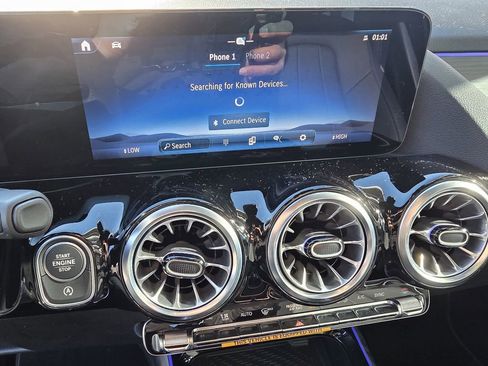 Certified 2025 Mercedes-Benz GLA 250 4MATIC image 25