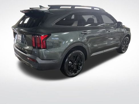 Used 2022 Kia Sorento S image 5