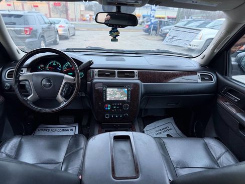Used 2012 GMC Yukon XL Denali AWD/4WD image 15