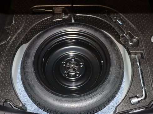 New 2025 MAZDA MAZDA3 2.5 Turbo Sedan w/Premium Plus image 13