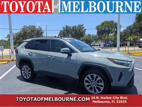 Used 2022 Toyota RAV4 XLE Premium FWD image 1