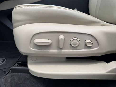 Used 2020 Buick Enclave Premium w/ Surround and Sites Package FWD image 26