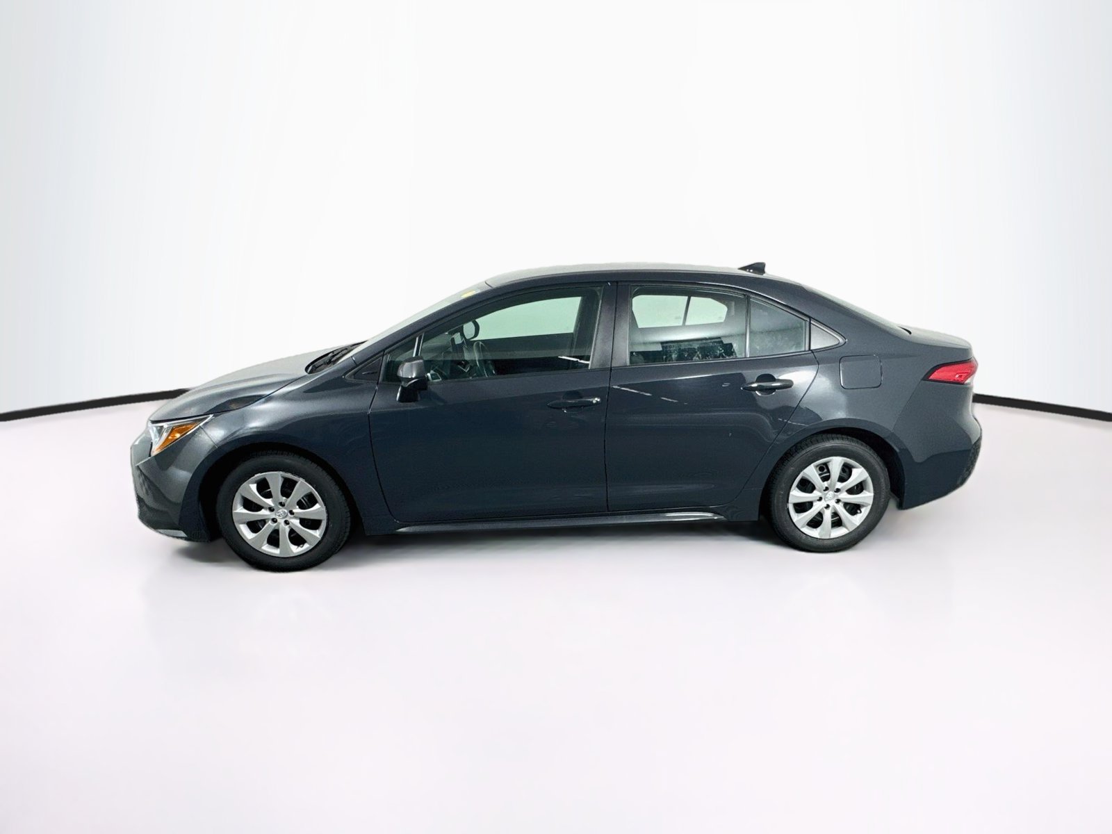 Certified 2023 Toyota Corolla LE FWD image 4