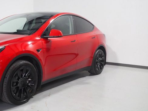 Used 2023 Tesla Model Y Long Range AWD/4WD image 49