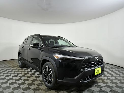 New 2026 Toyota Corolla Cross XLE image 8