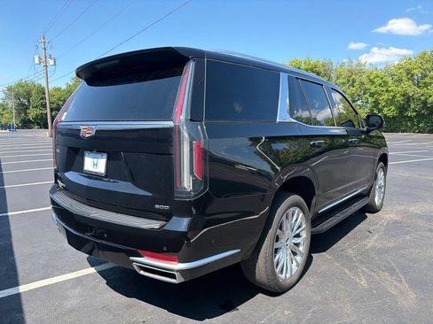 Used 2024 Cadillac Escalade Premium Luxury w/ LPO, Floor Liner Package AWD/4WD image 5