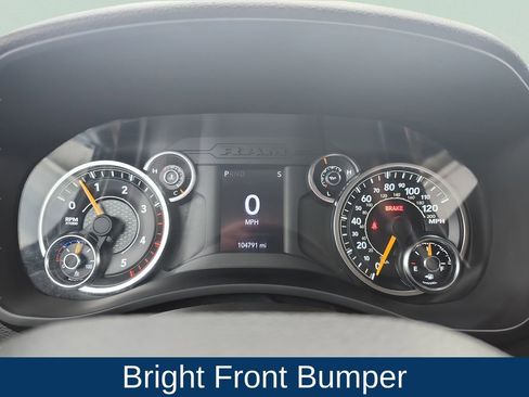 Used 2020 RAM 3500 Tradesman w/ Chrome Appearance Group image 10