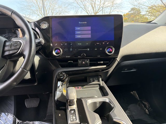 Used 2024 Lexus NX 350 AWD image 17