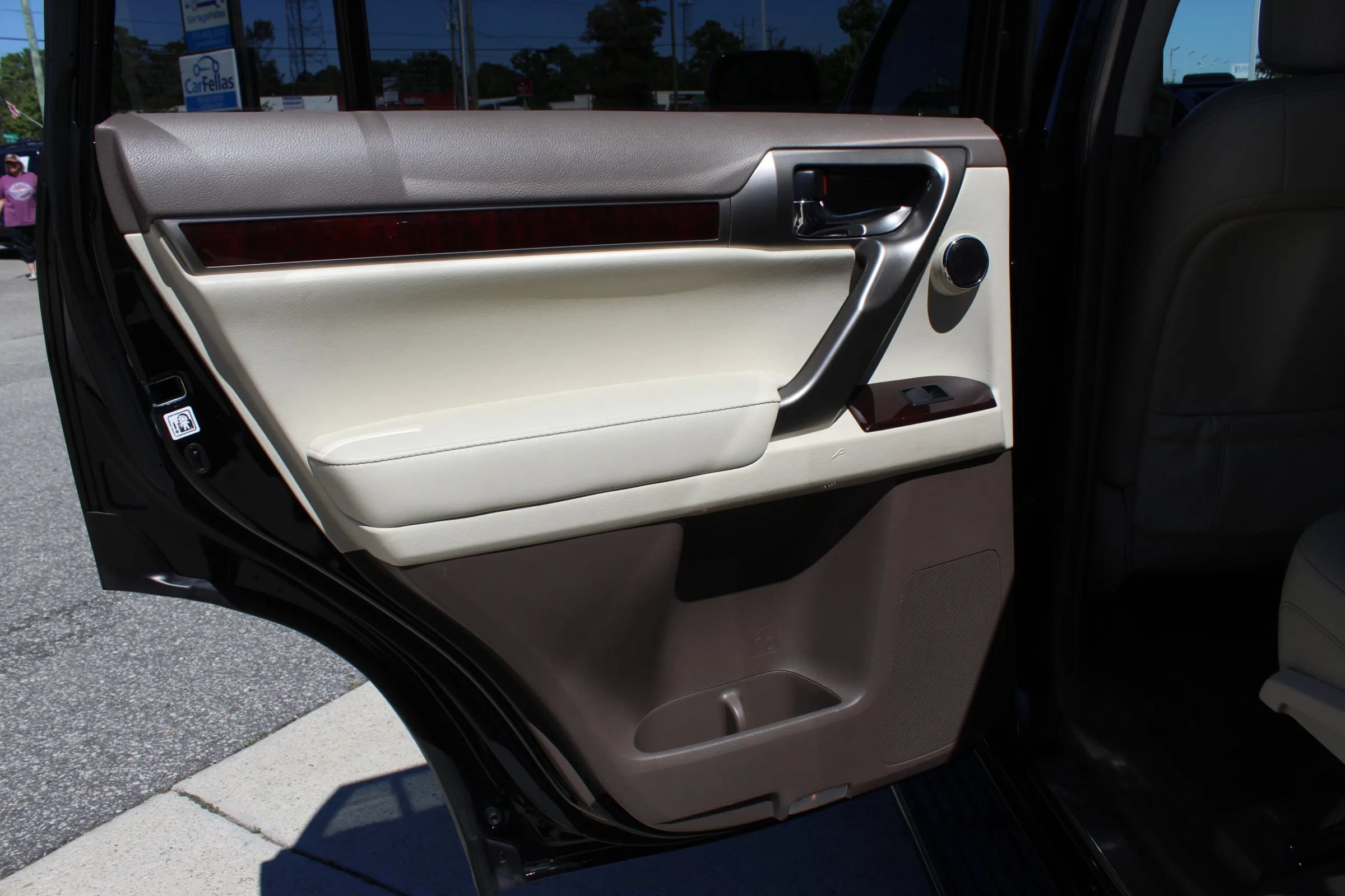 Used 2017 Lexus GX 460 Luxury w/ Preferred Accessory Package AWD/4WD image 21